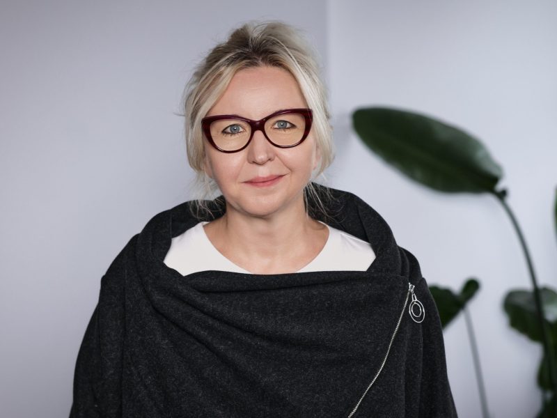 {"ARInfo":{"IsUseAR":false},"Version":"1.0.0","MakeupInfo":{"IsUseMakeup":false},"FaceliftInfo":{"IsChangeEyeLift":false,"IsChangeFacelift":false,"IsChangePostureLift":false,"IsChangeNose":false,"IsChangeFaceChin":false,"IsChangeMouth":false,"IsChangeThinFace":false},"BeautyInfo":{"SwitchMedicatedAcne":false,"IsAIBeauty":false,"IsBrightEyes":false,"IsSharpen":false,"IsOldBeauty":false,"IsReduceBlackEyes":false},"HandlerInfo":{"AppName":2},"FilterInfo":{"IsUseFilter":false}}